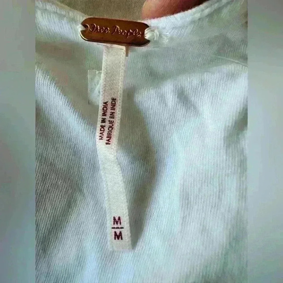 Free People Apricot Rose Eyelet Puff Sleeve Mini Dress Size Medium - Picture 9 of 12